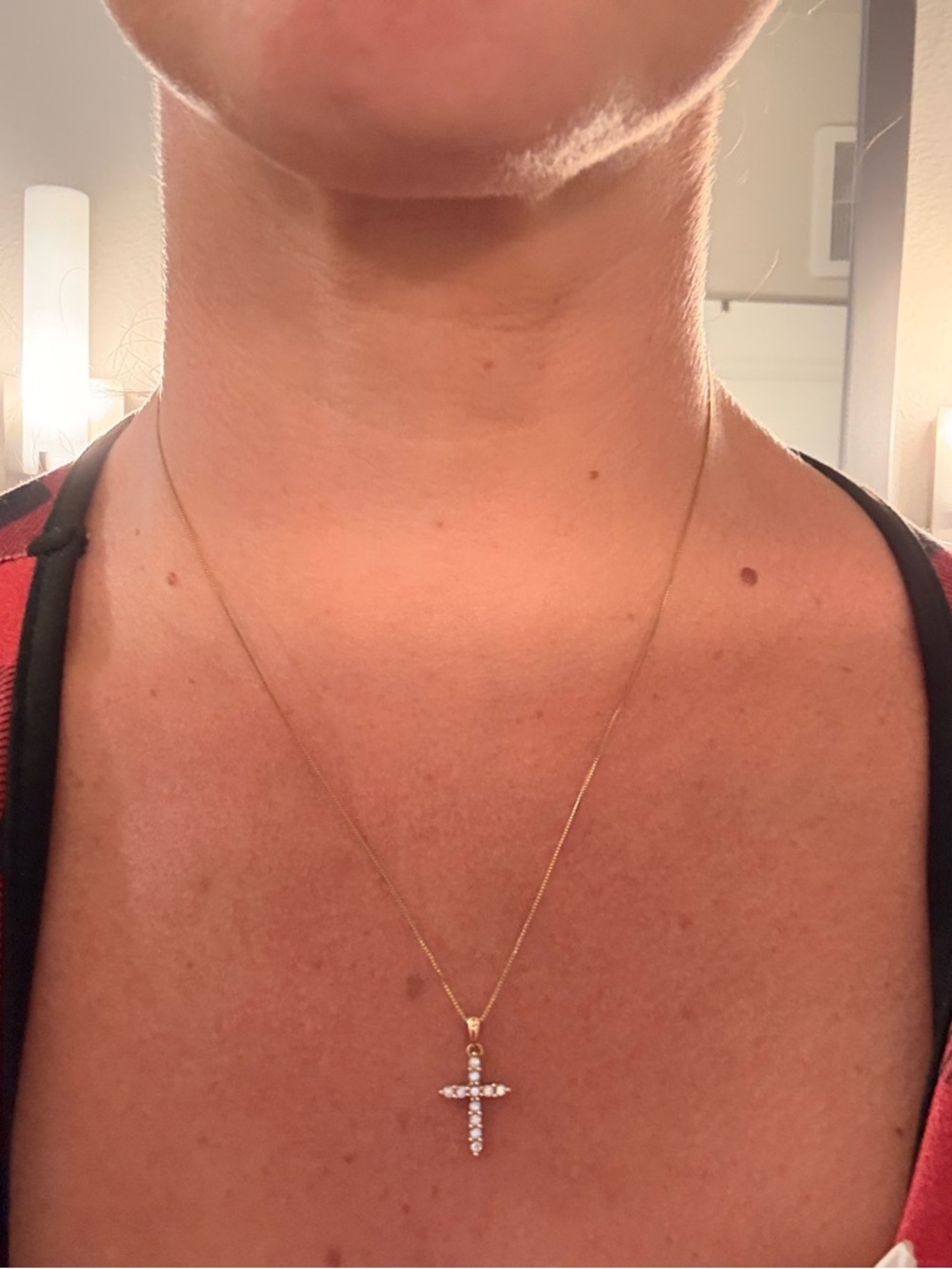 14k Gold Diamond Cross Pendant Necklace